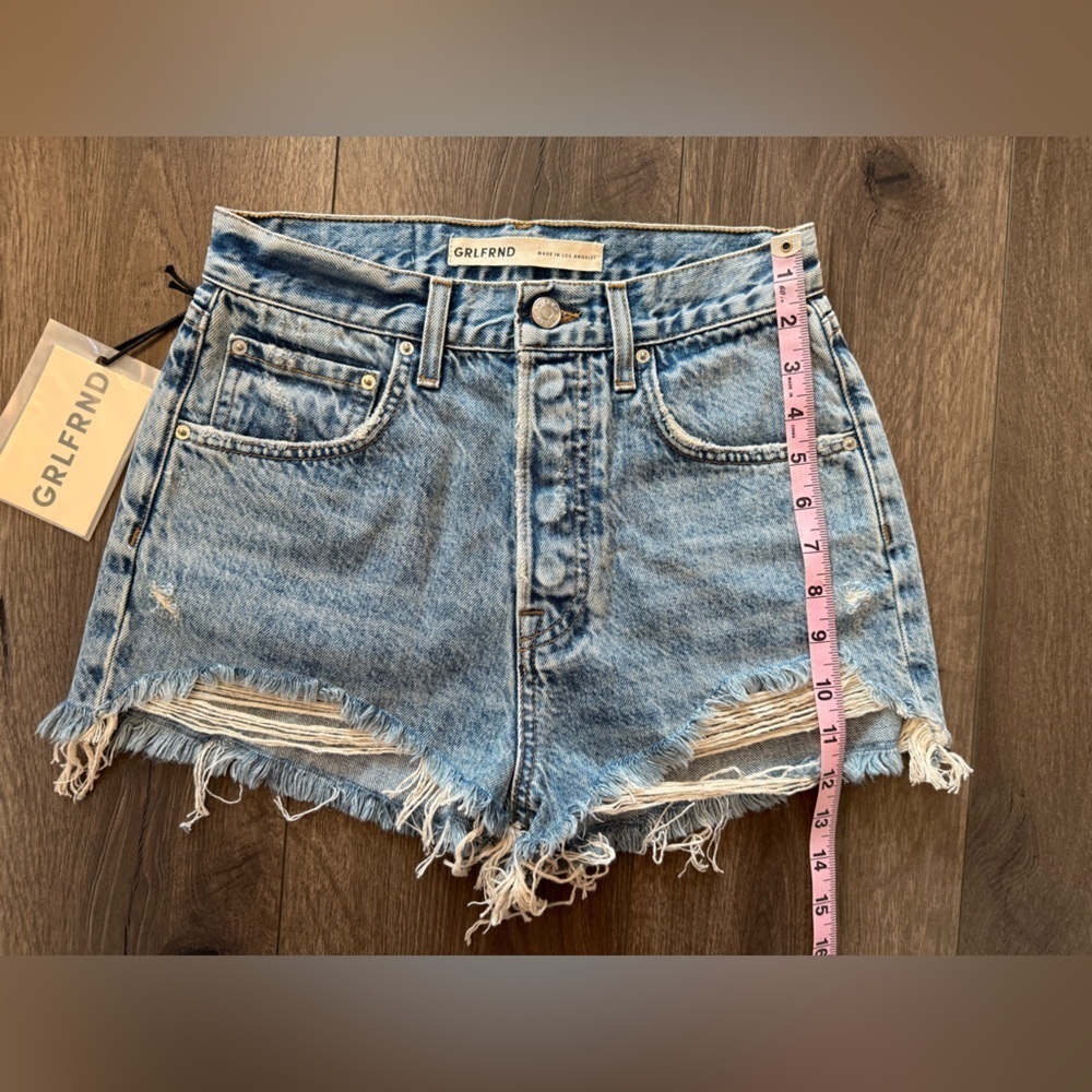 GRLFRND The Jules Super High Rise Vintage Cut Off Shorts Size 25 - Picture 9 of 12